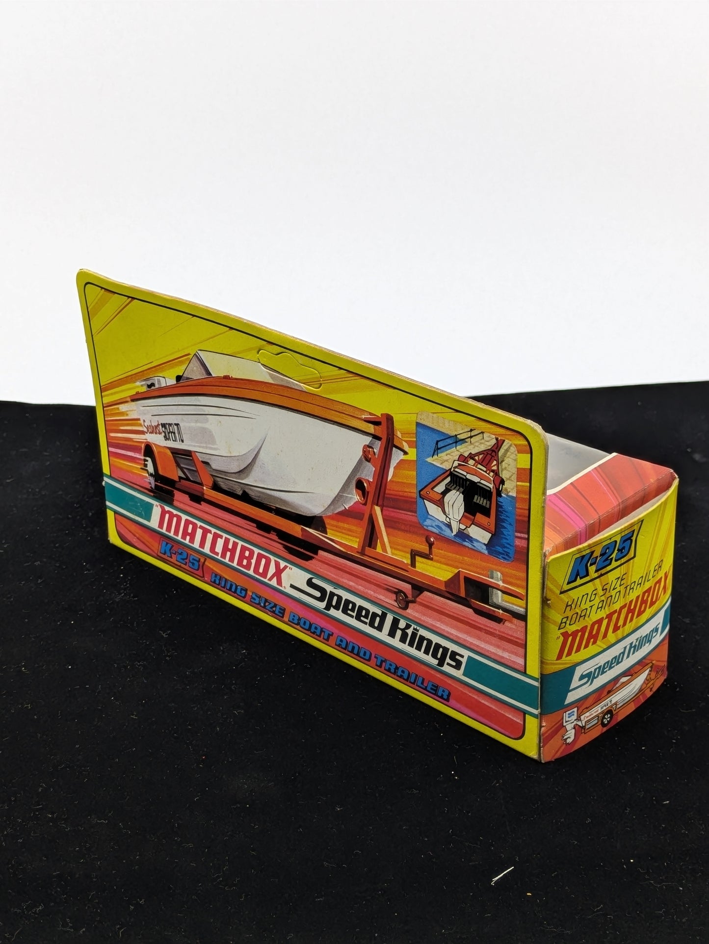 Seaburst Super 70 Boat and Trailer - Matchbox K-25