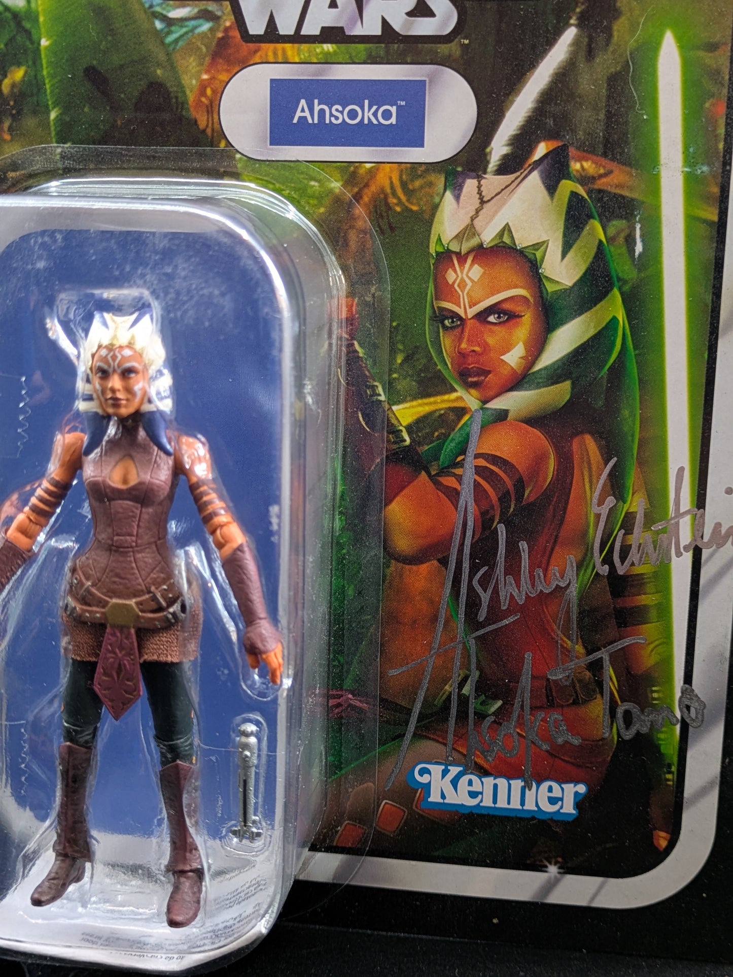 Ahsoka -3.5 inch- The Vintage Collection- Signed By Ashley Eckstein