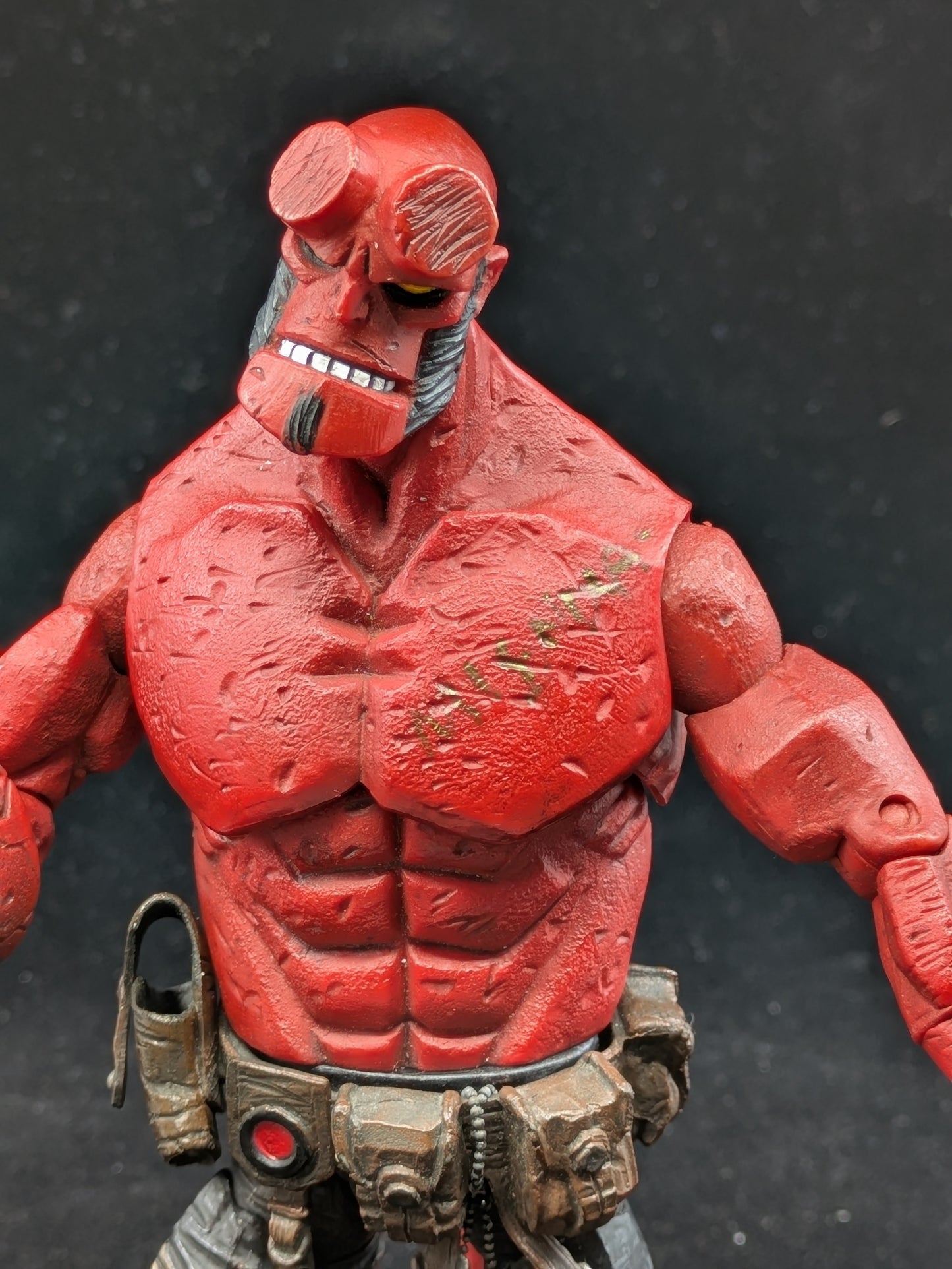 Hellboy - 2005 Mike Mignola - 8 inch - Open Mouth Variant