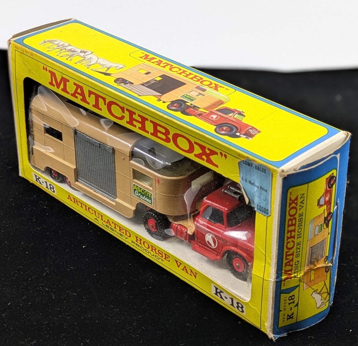 Articulated Horse Van - Matchbox K-18