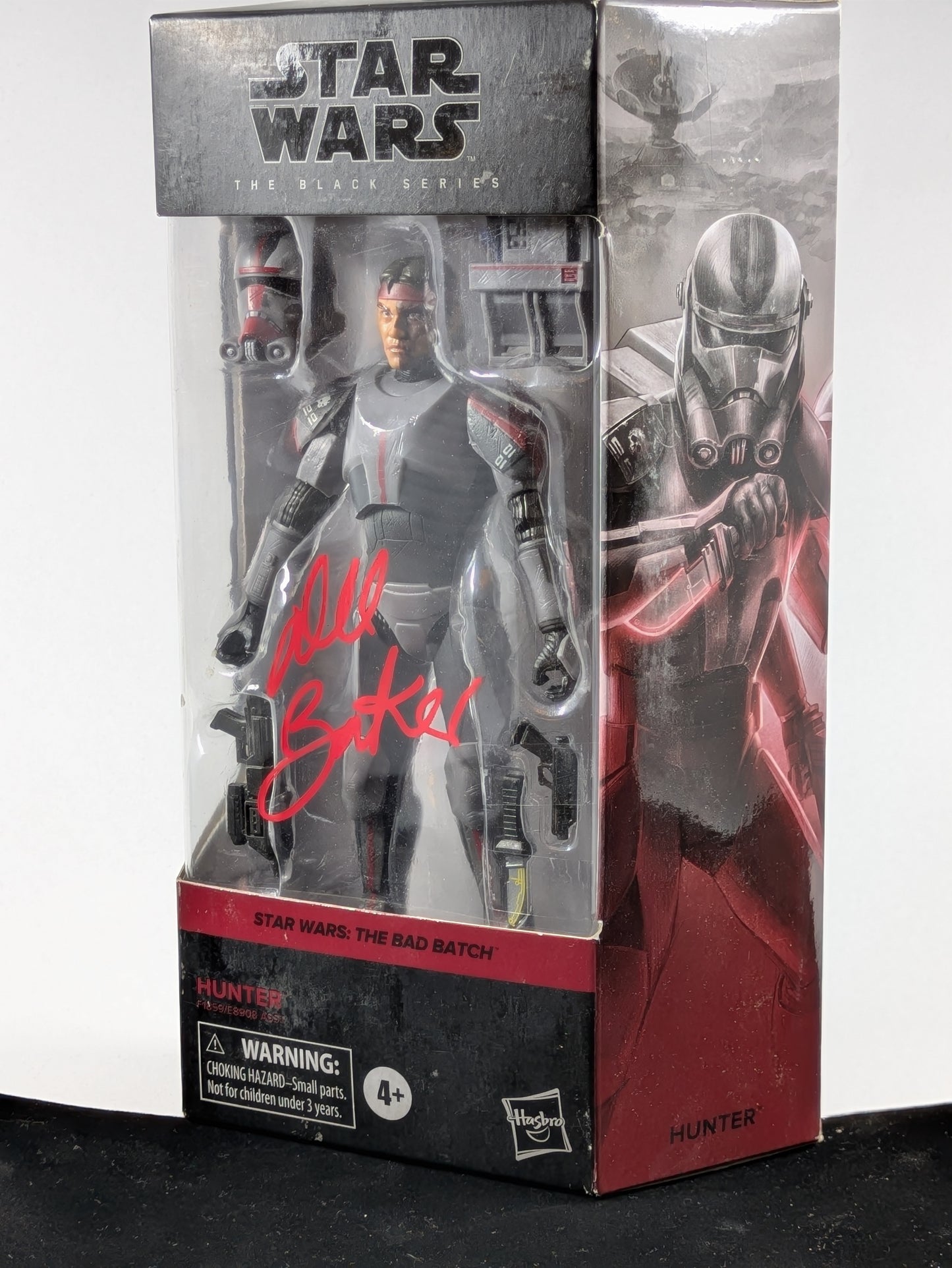 Hunter- The Black Series The Bad Batch # 01 - Signed by Dee Bradley Baker
