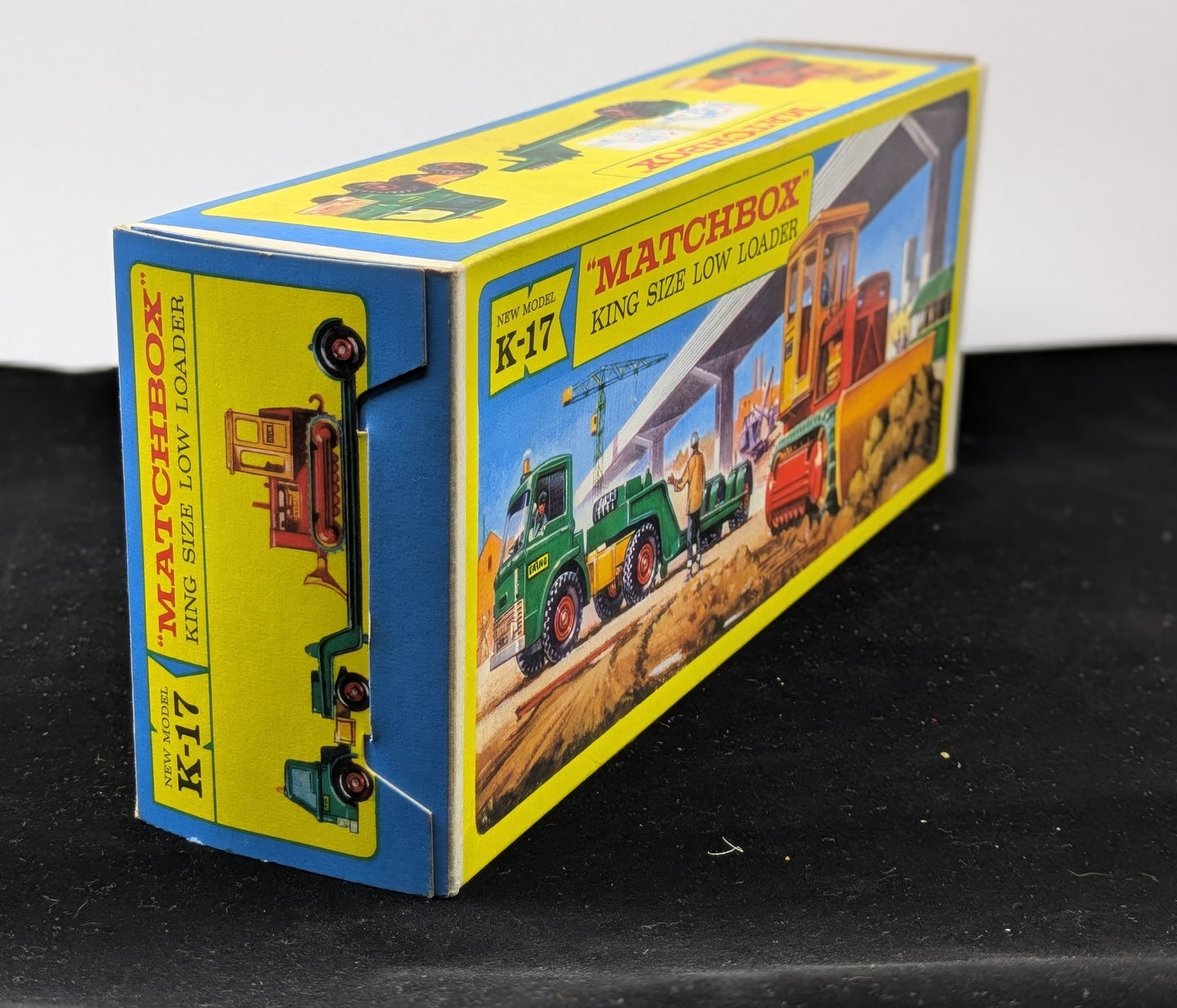 Low Loader with Bulldozer - Matchbox K-17