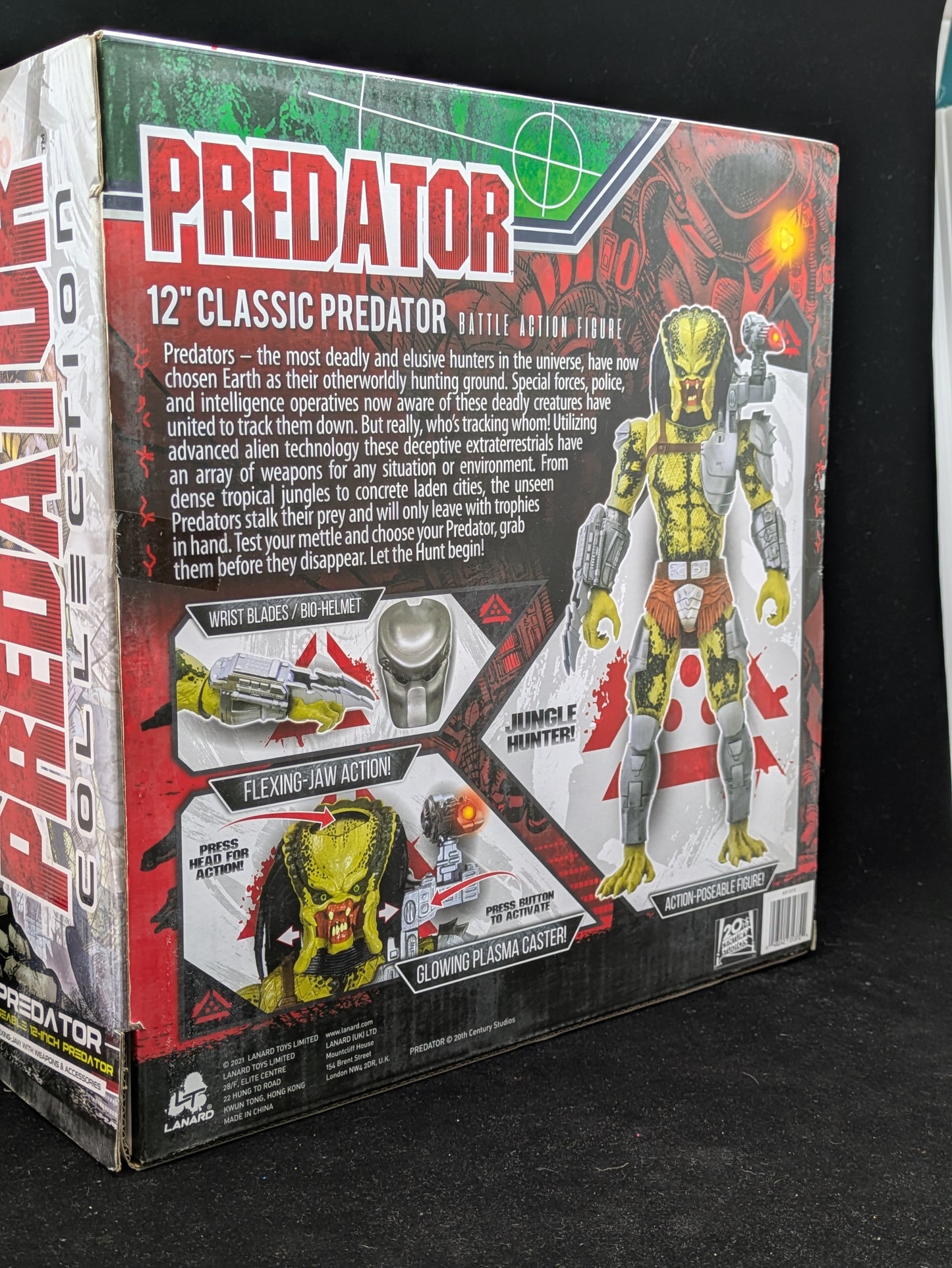 Predator 12 " Posable Battle Action Figure - Lanard - Autographed by Carey Jones