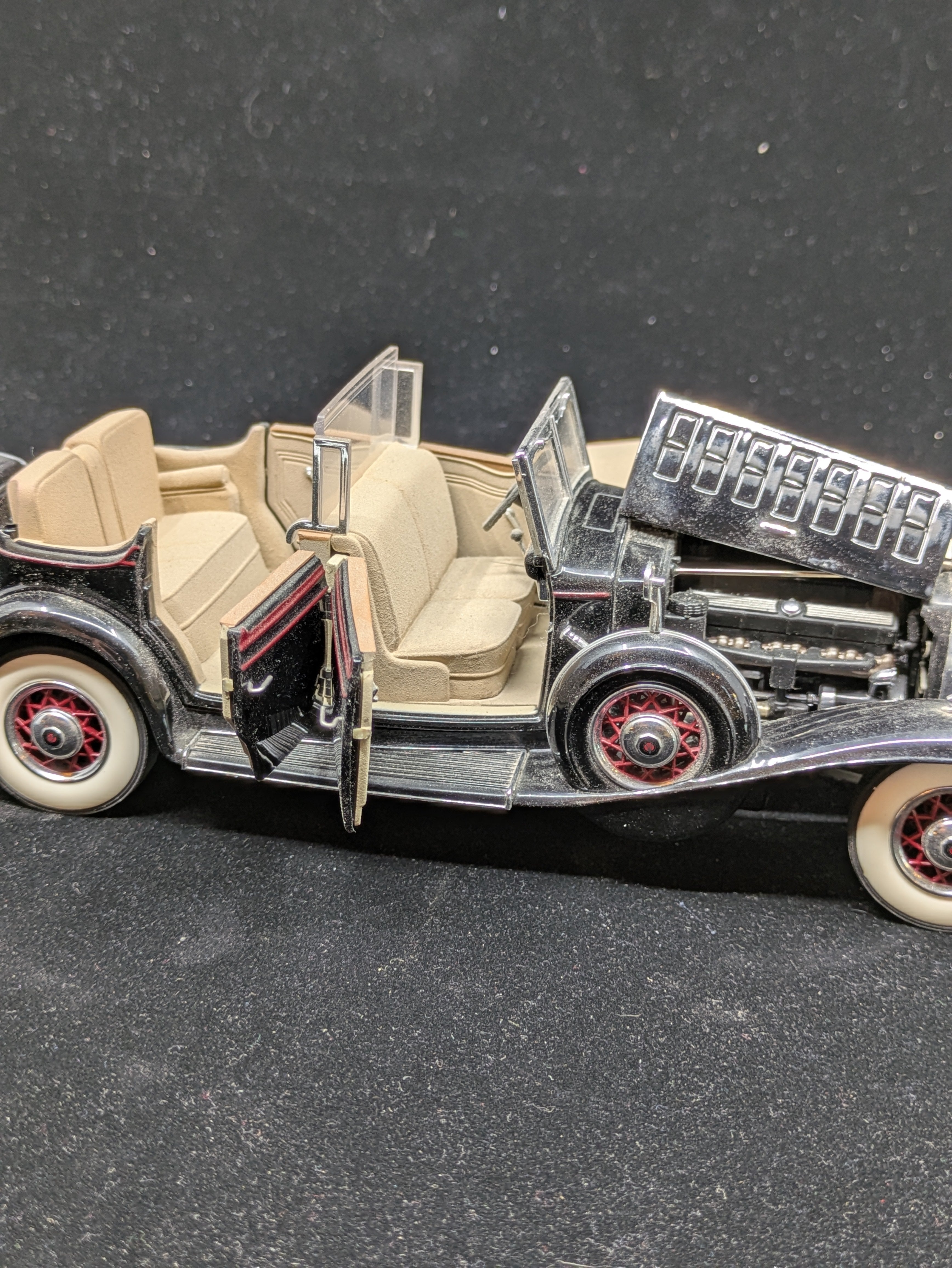1932 Cadillac V-16 Phaeton Elliot Ness - Franklin Mint – Toy Safari