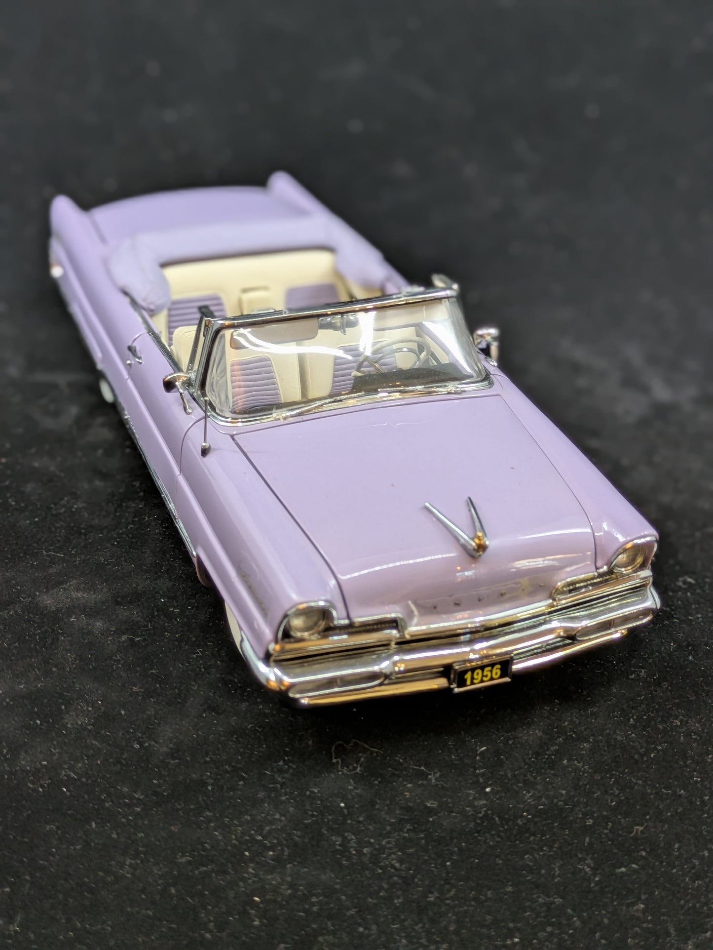 1956 Lincoln Premier Wisteria Lavender - Danbury Mint