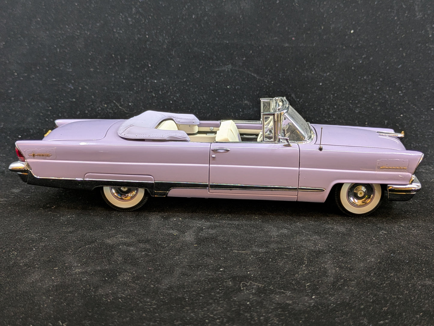 1956 Lincoln Premier Wisteria Lavender - Danbury Mint