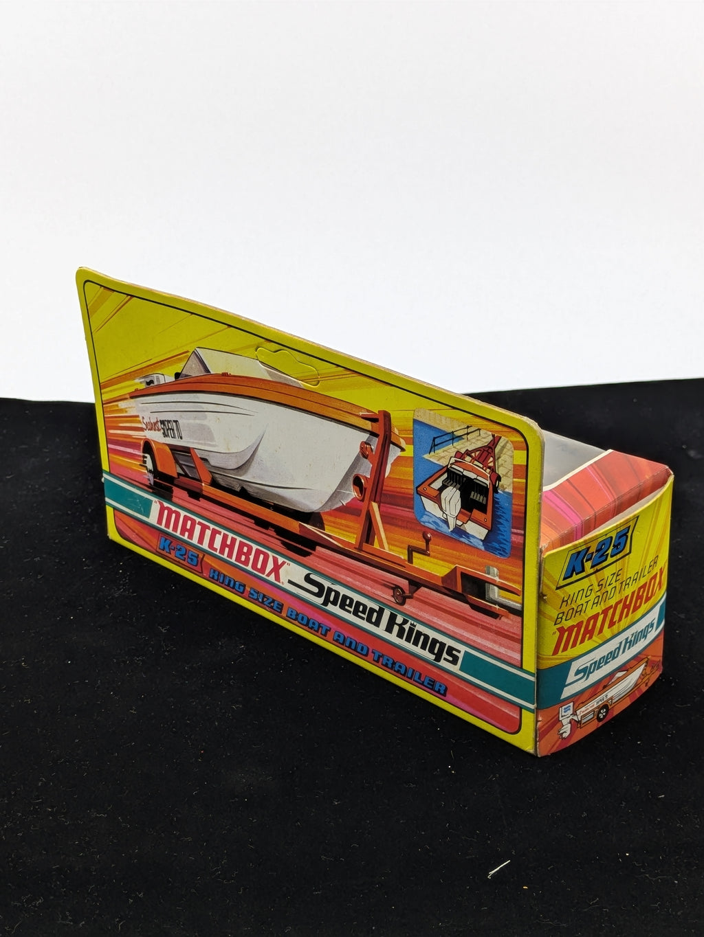 Seaburst Super 70 Boat and Trailer - Matchbox K-25