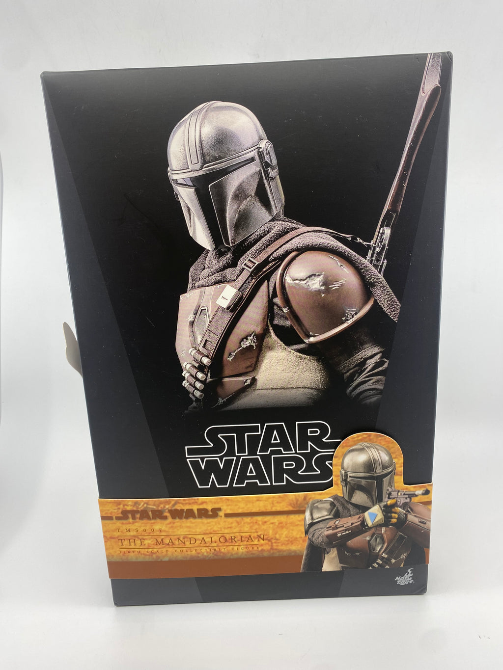 Star Wars book cover featuring The Mandalorian with a dark background