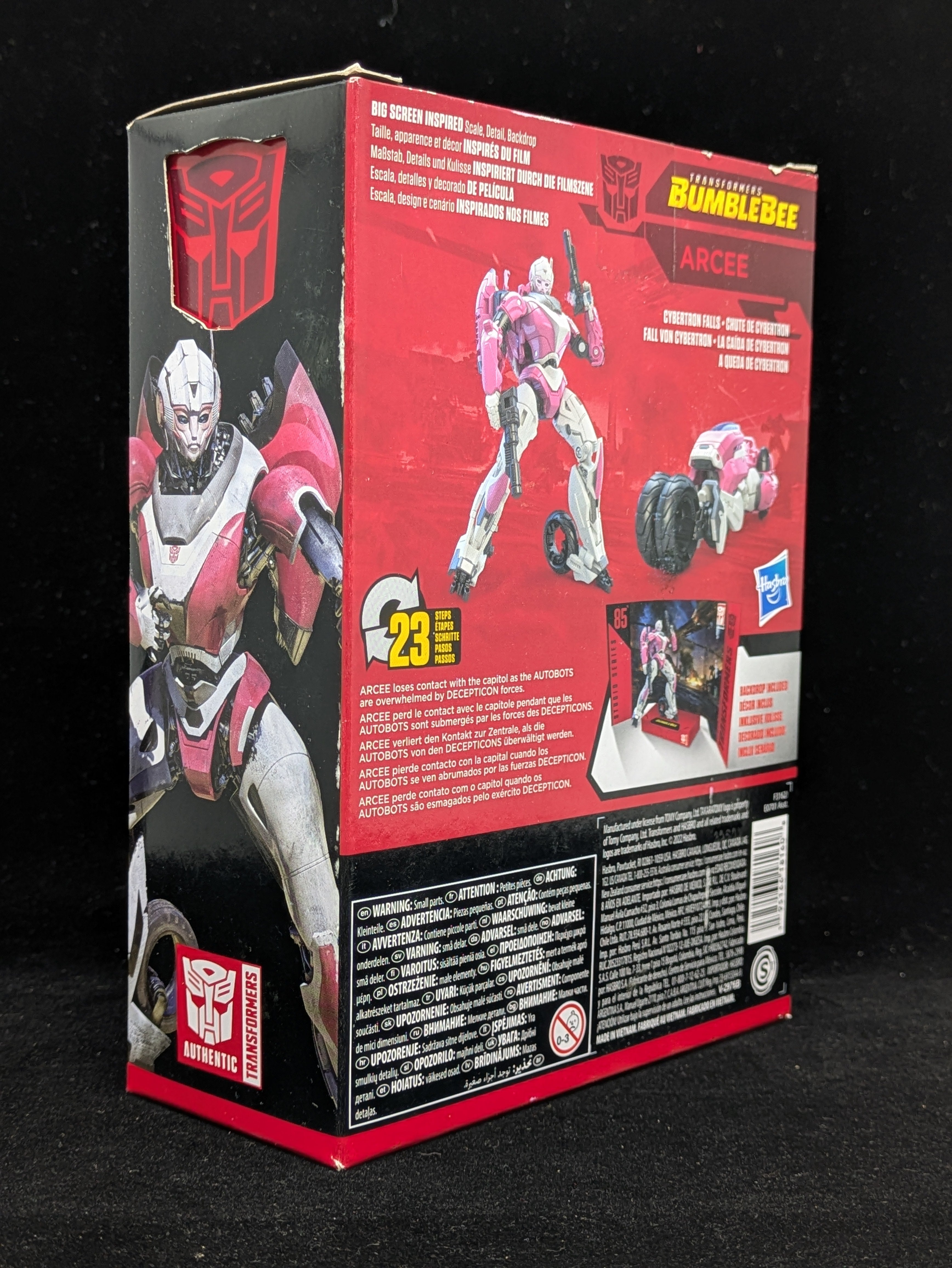 ARCEE - Transformers Generations 85 - Autographed by Grey DeLisle