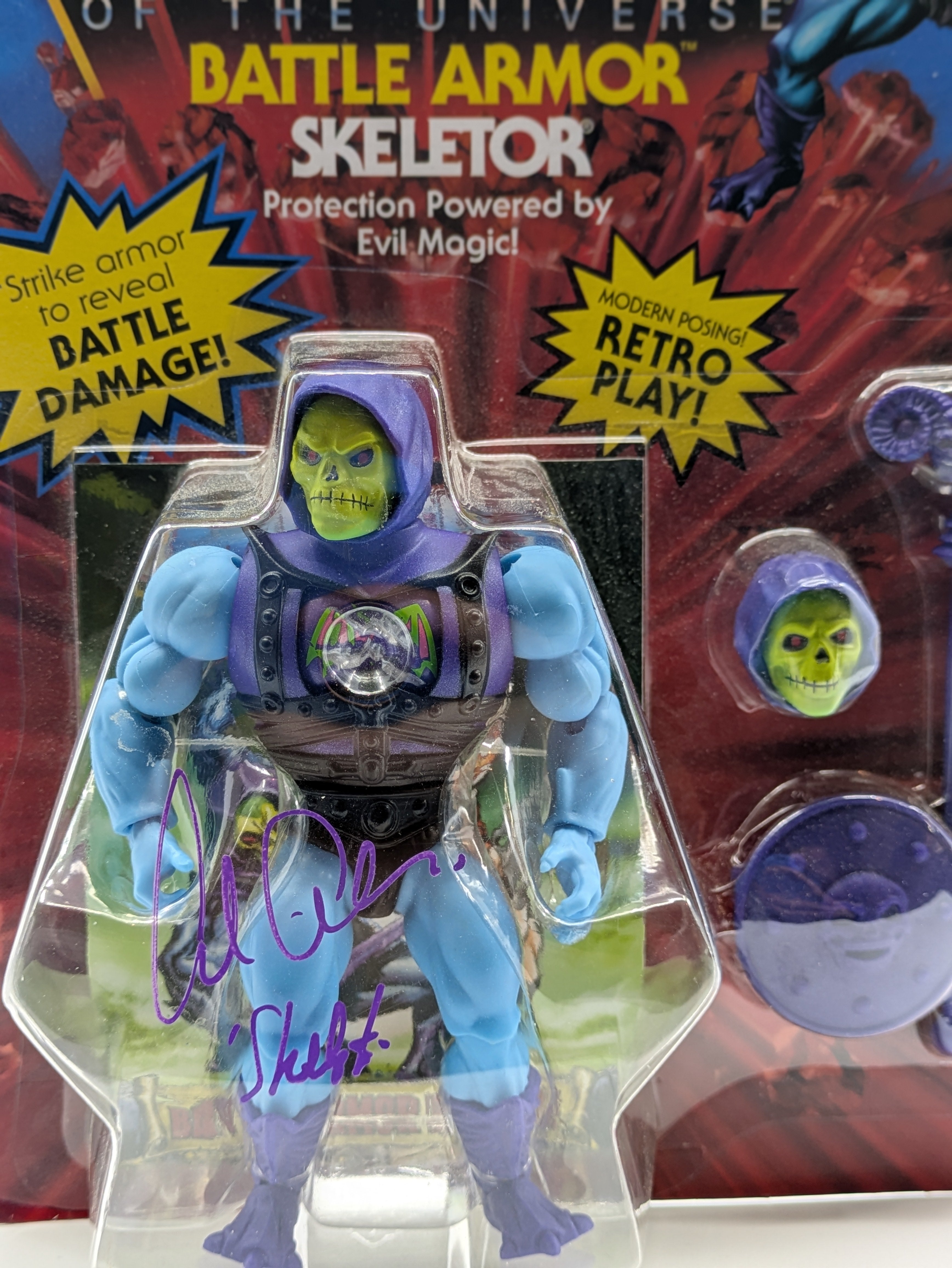 Battle Armor Skeletor - signed  by Alan Oppenheimer