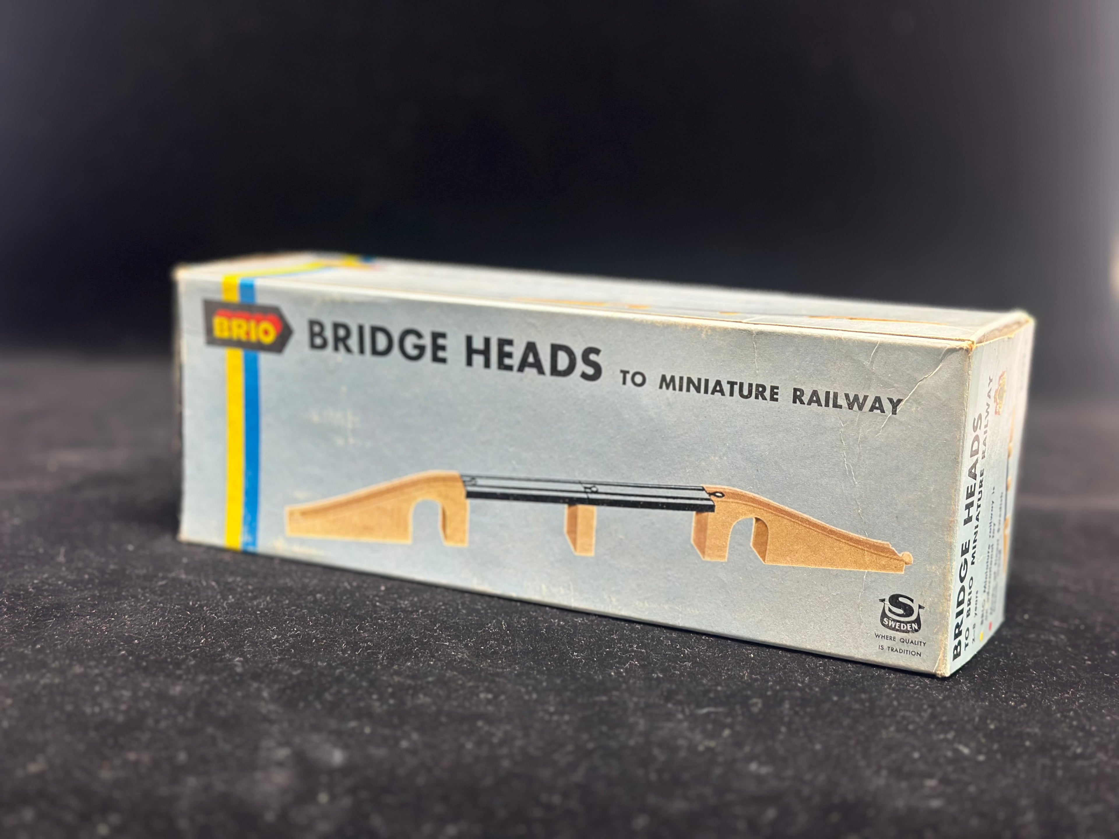 Bridge Heads - Vintage BRIO