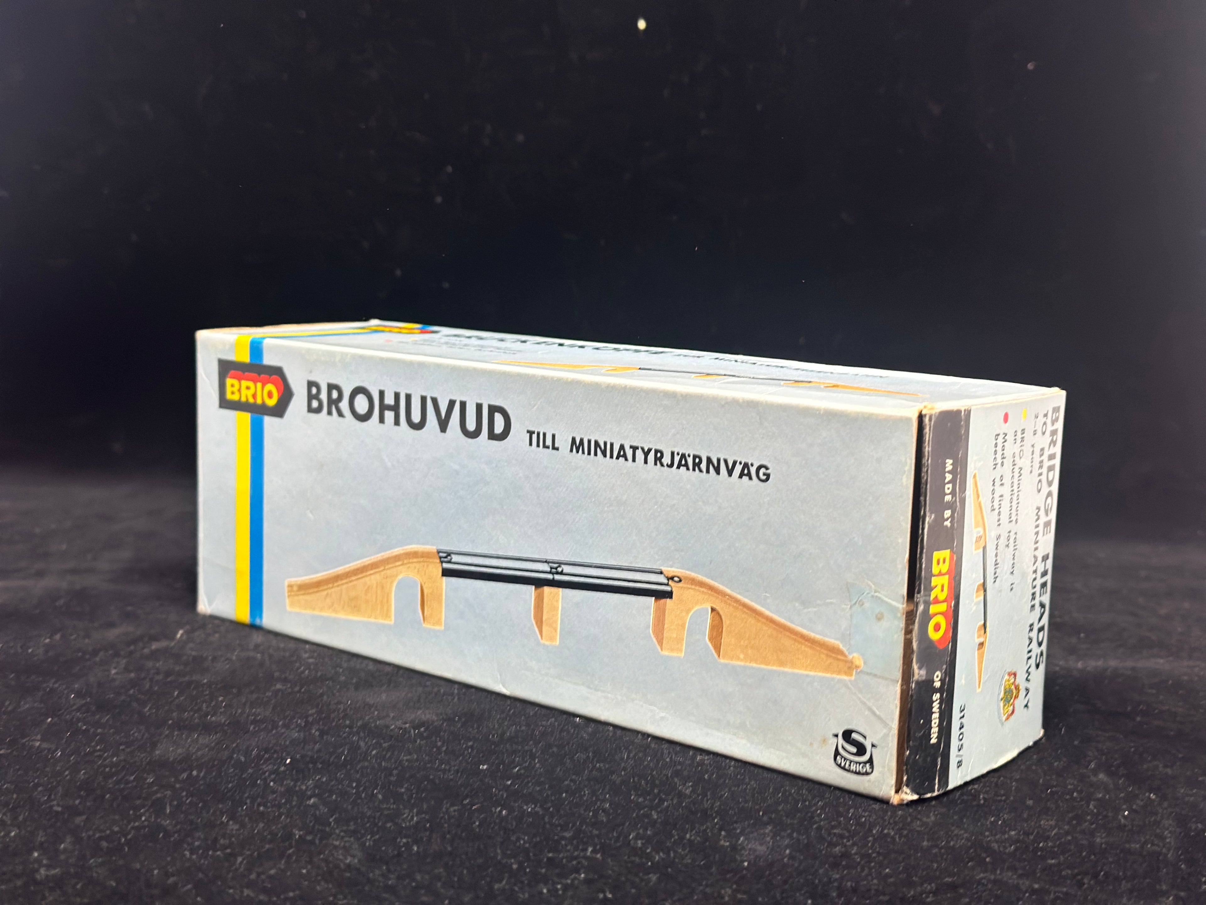 Bridge Heads - Vintage BRIO
