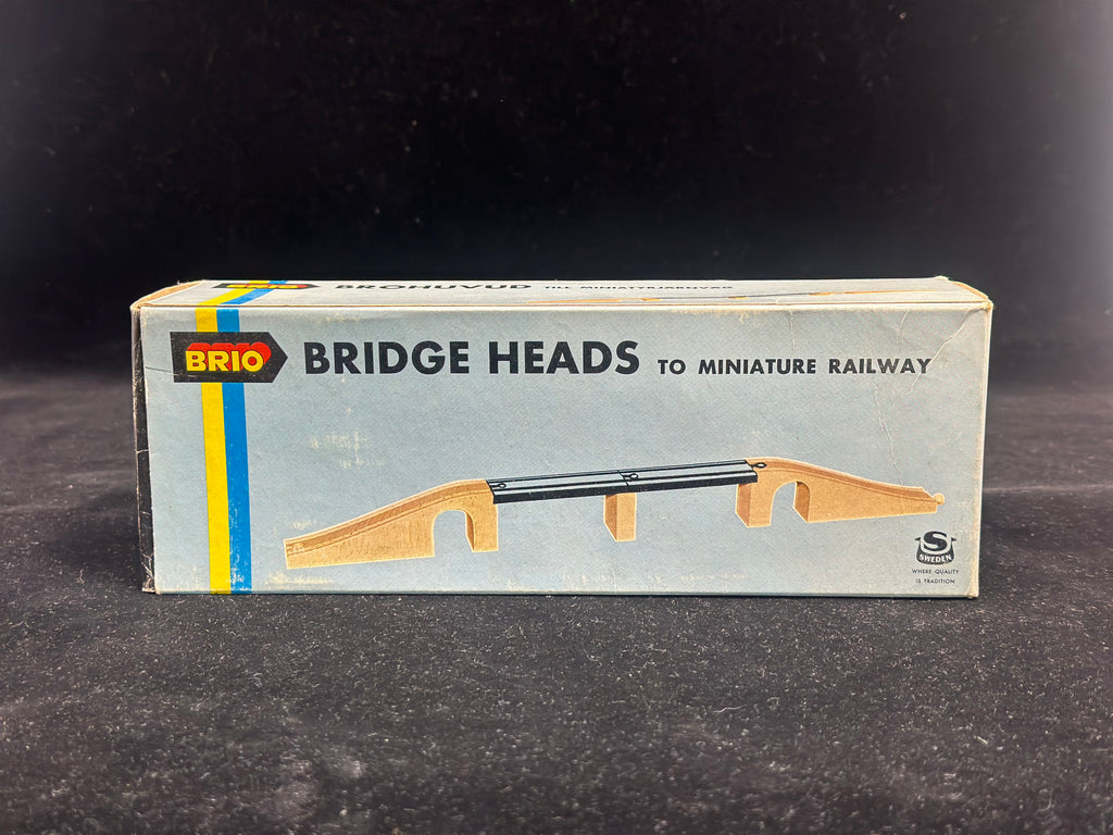Bridge Heads - Vintage BRIO